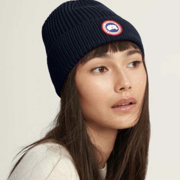 Canada Goose Arctic Disc Ribbed Toque Beanie main image 4
